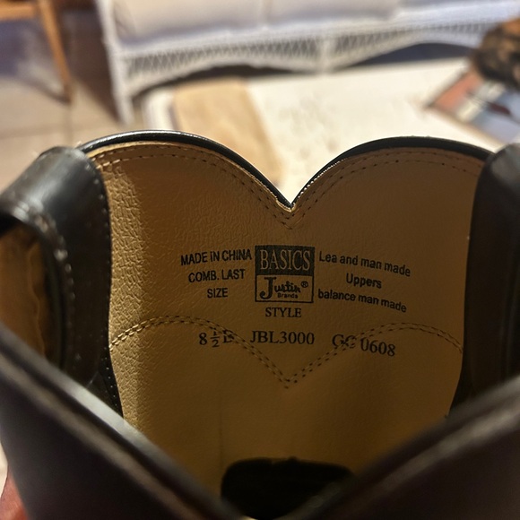 Women’s Justin Boots Black Cowboy Western Boots - Picture 5 of 5